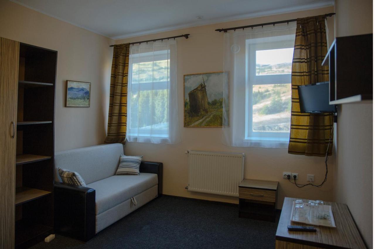 Pik Hotel Dragobrat Zewnętrze zdjęcie